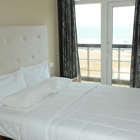 Blue Bay Resort 普里 外观 照片