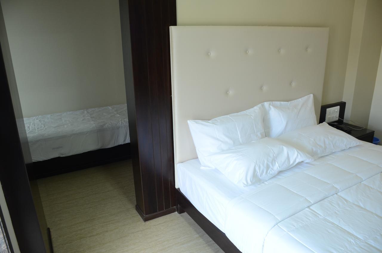 Blue Bay Resort 普里 外观 照片
